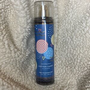 Bath & Body Works Blue Cotton Candy Clouds fragrance
